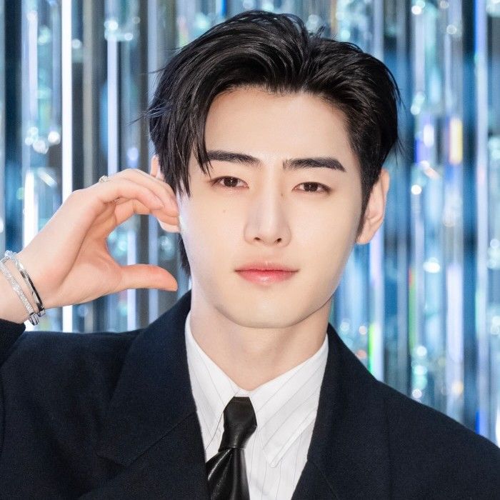 Potret di balik layar Sunghoon (ENHYPEN)