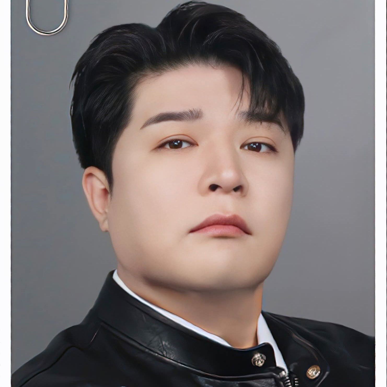 Behind-the-scenes cut of Shindong (Super Junior)