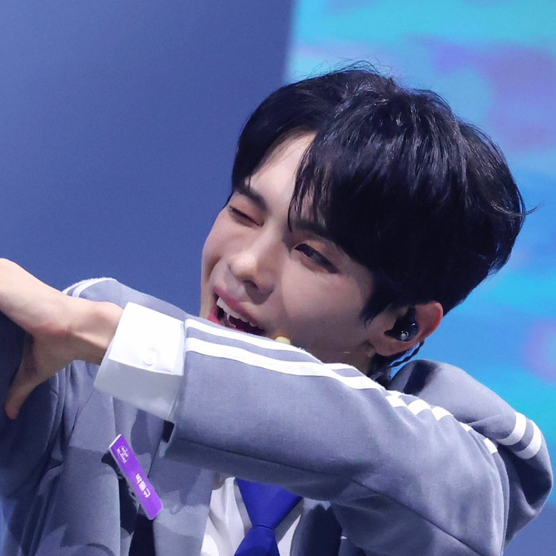 Behind-the-scenes cut of Park Donggyu