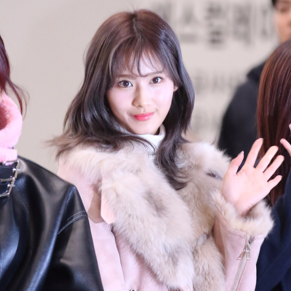 Sana (TWICE)的幕後花絮