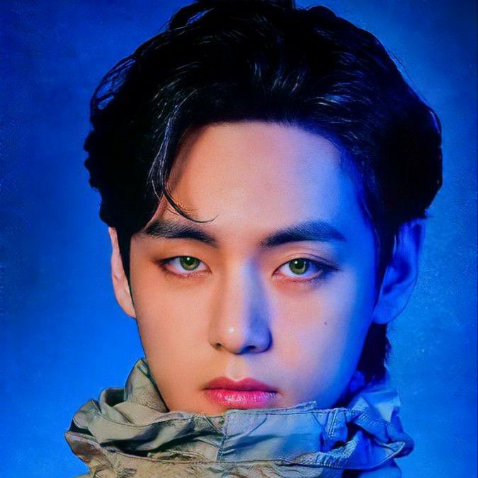 Recent activity shot of V (BTS)