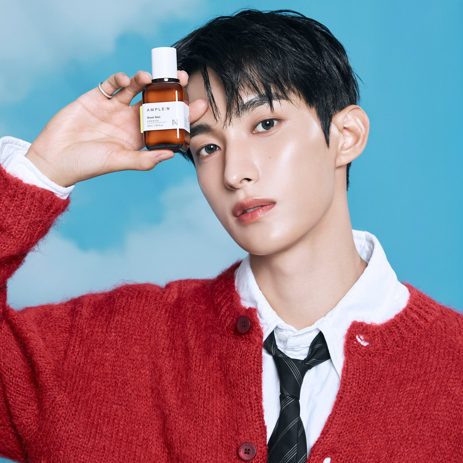 Latest photo of DK (SEVENTEEN)