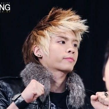 Recent activity shot of Jonghyun (SHINee)