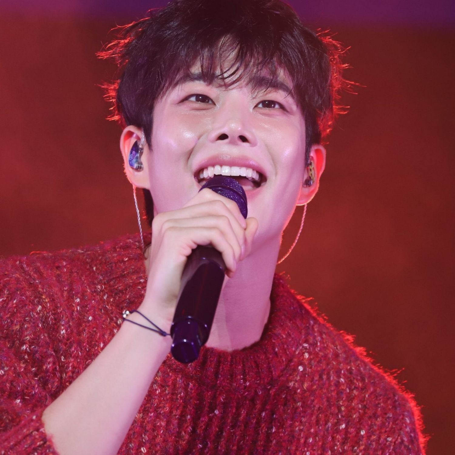 아스트로의 비하인드 컷