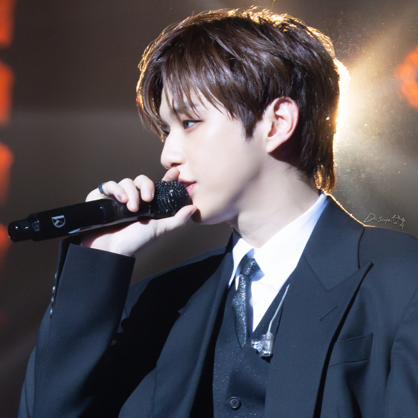 강다니엘 최근 활동샷