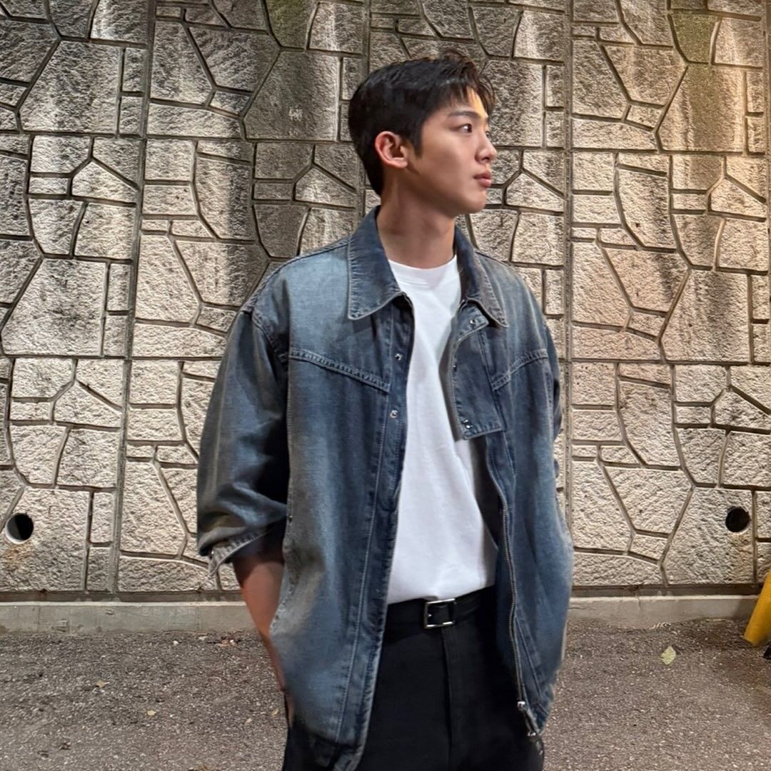 Recent activity shot of Kim Yohan (WEi)