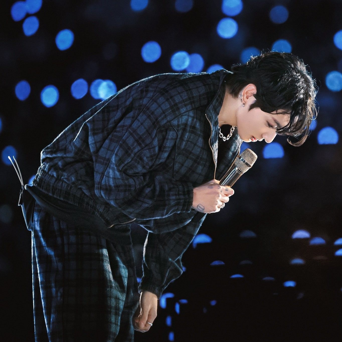 A moment captured by Jungkook (BTS)'s fan