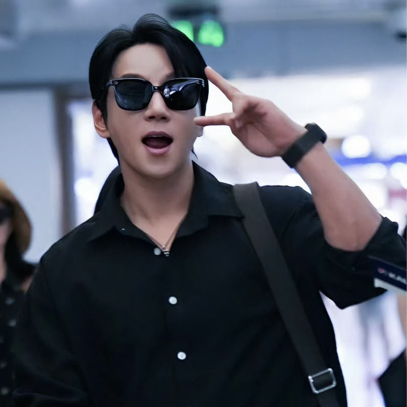 Behind-the-scenes cut of Hwang Chiyeol