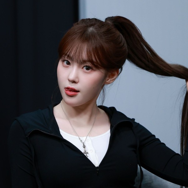 Signature photo of Kim Chaehyun (Kep1er) capturing their charm