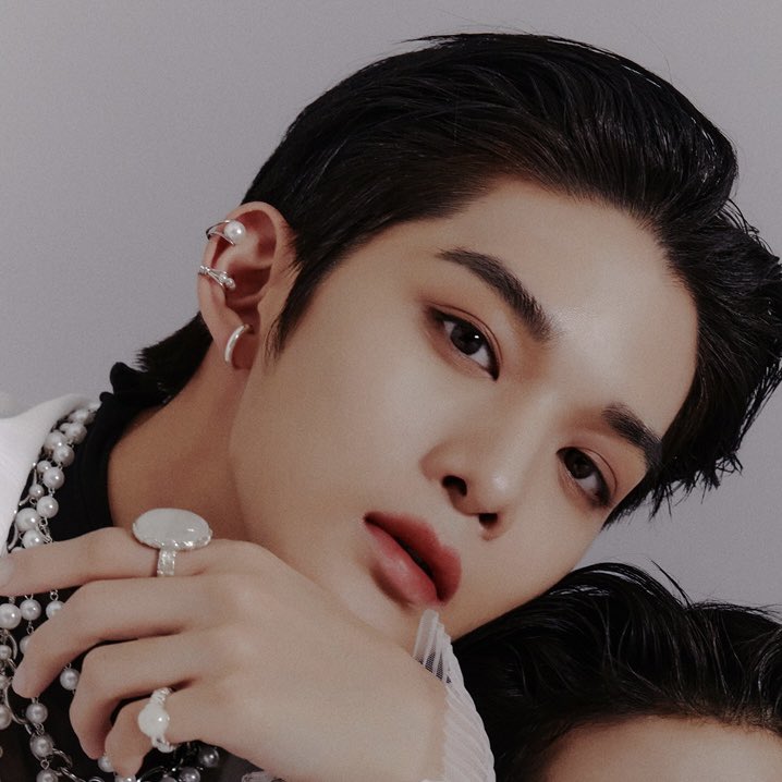 Recent activity shot of Bae Jinyoung