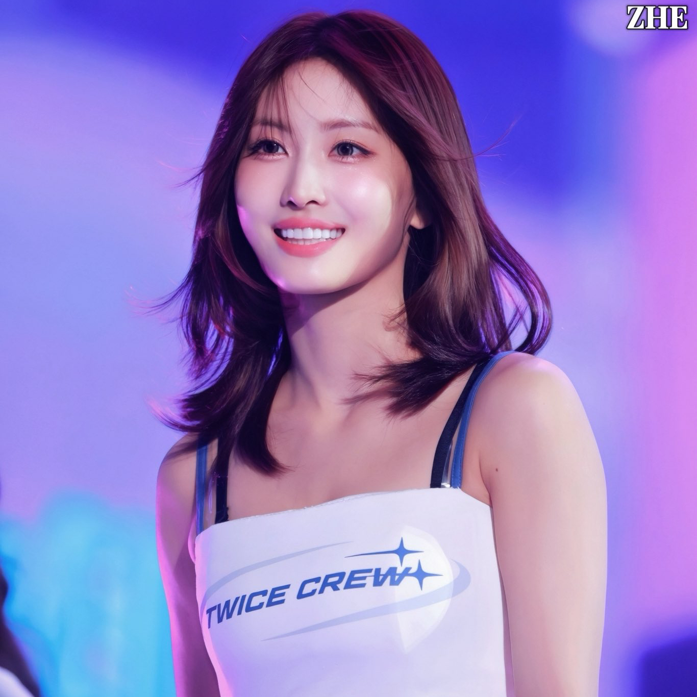 모모 (TWICE) 최근 활동샷
