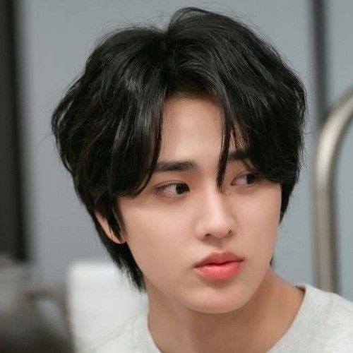 Recent activity shot of Eunchan (TEMPEST)