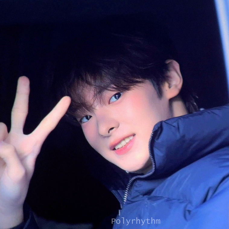 Behind-the-scenes cut of Kang Woojin