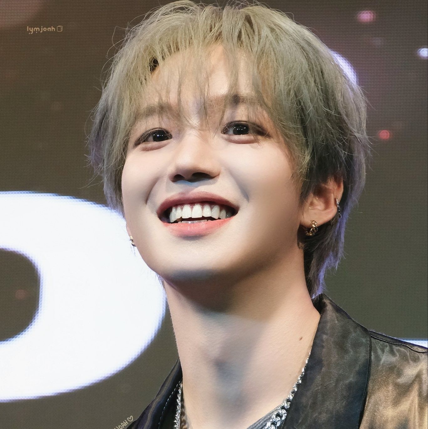 林煐岷的最新照片