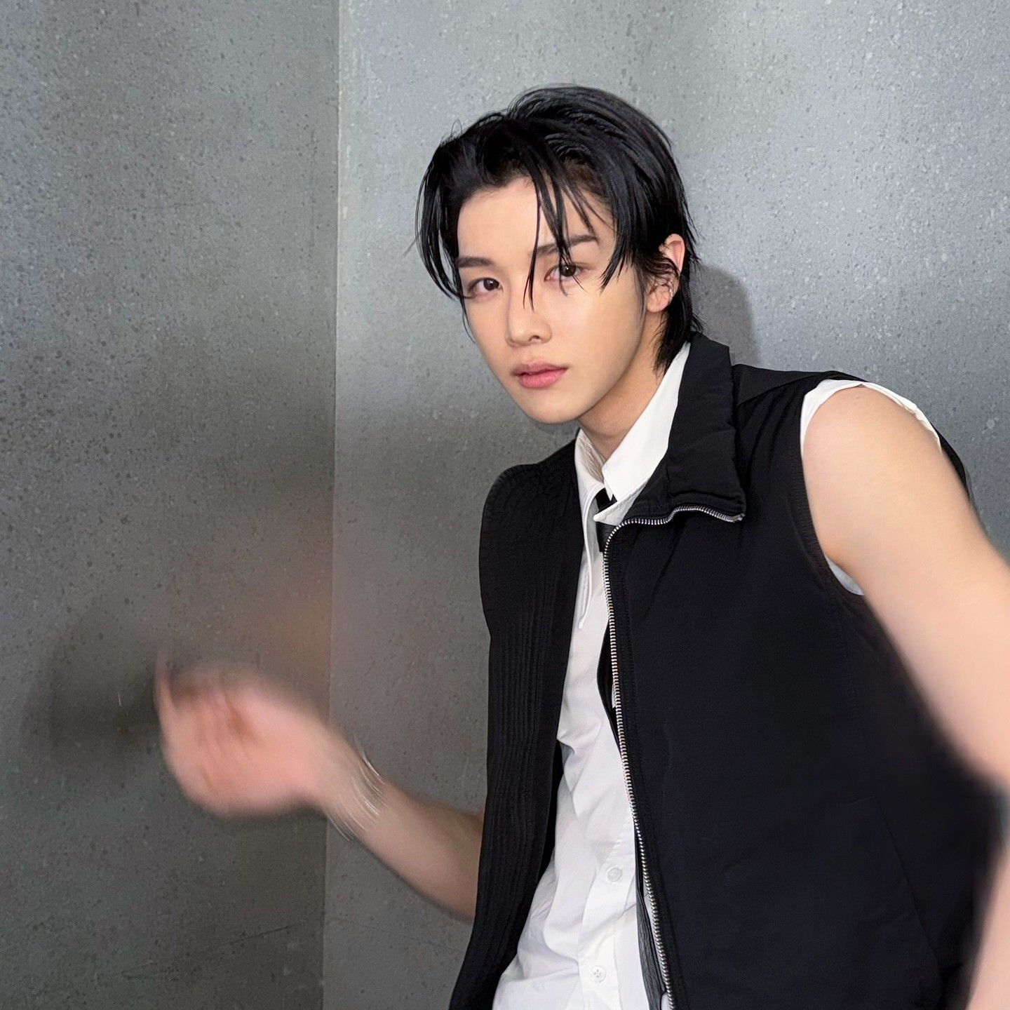 Recent activity shot of Sungchan (RIIZE)