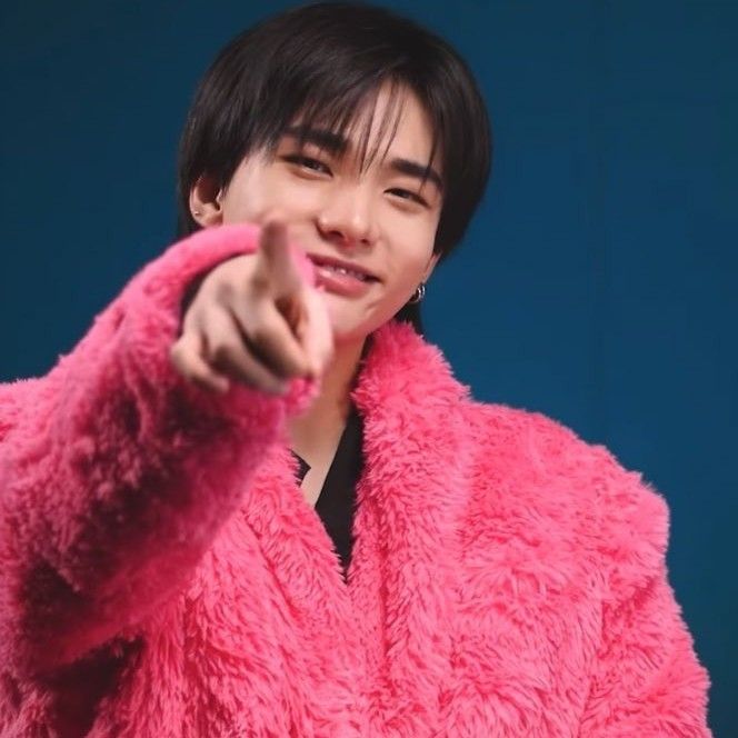 Behind-the-scenes cut of Hyunjin (Stray Kids)