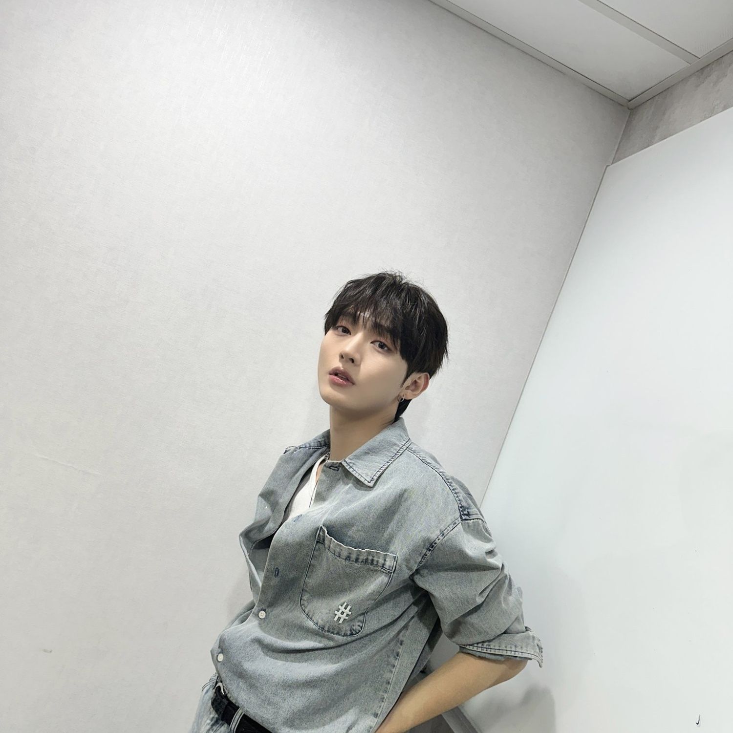 윤지성의 최신 사진