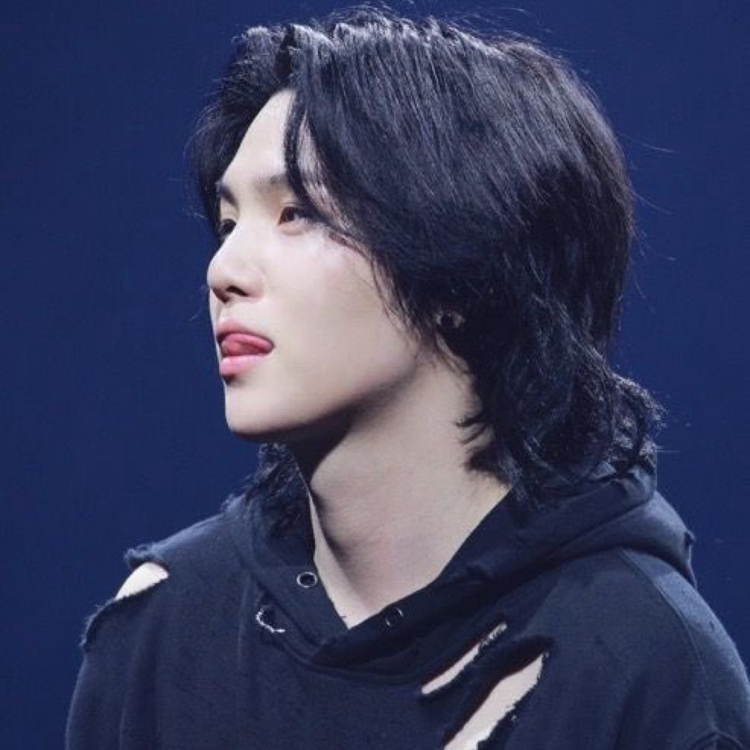 Behind-the-scenes cut of SUGA (BTS)