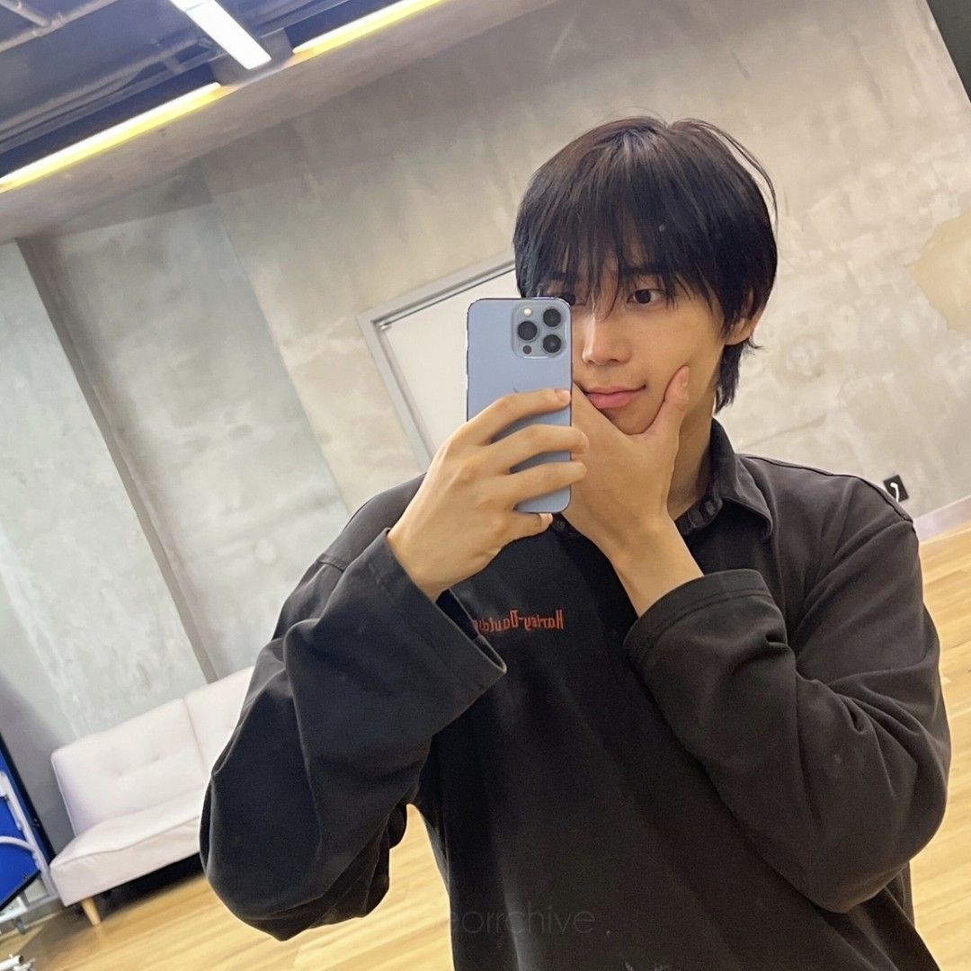 A moment captured by Junseo (BAE173)'s fan