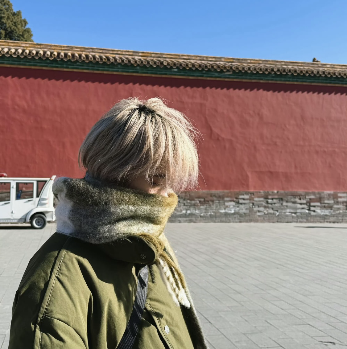 Behind-the-scenes cut of THI-O (NexT1DE)