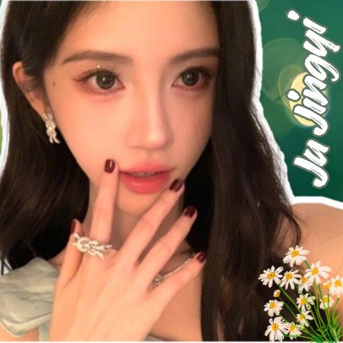 Latest photo of Ju Jingyi