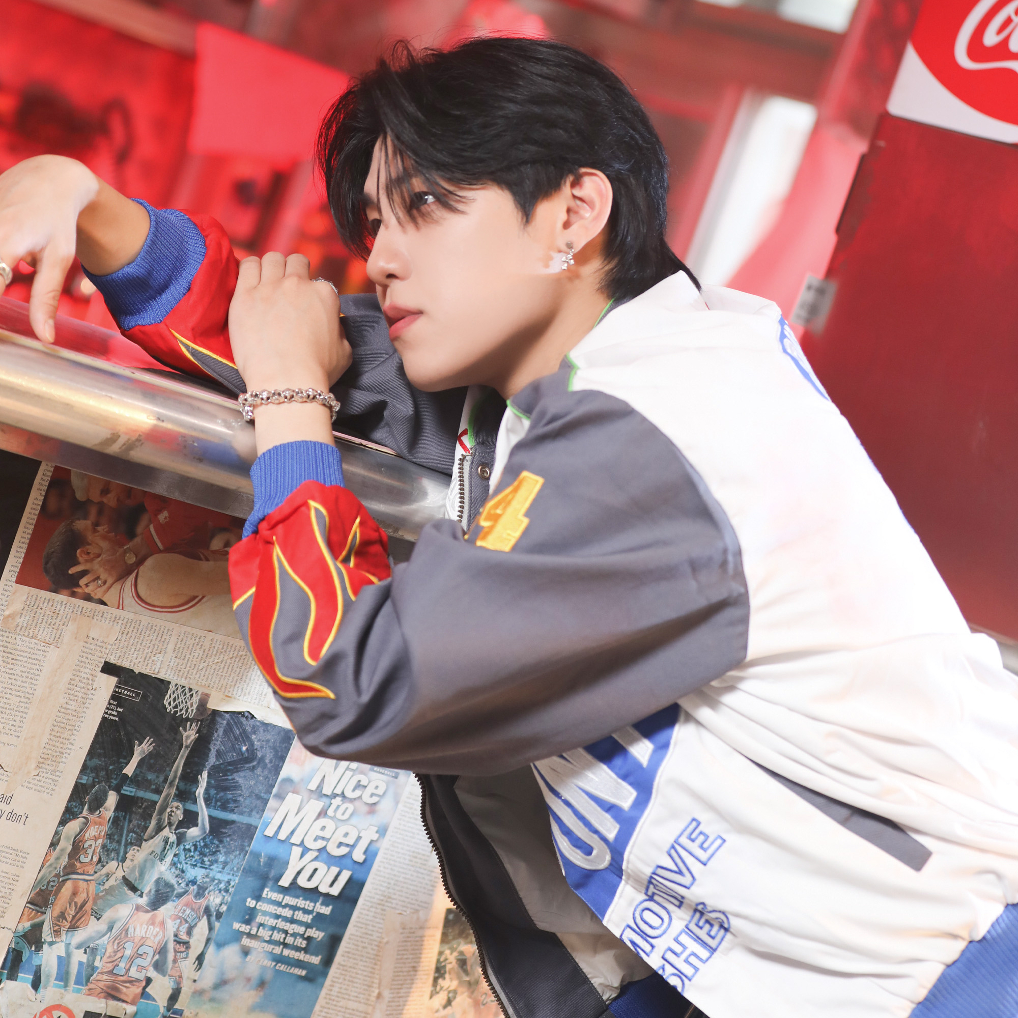 Momen yang diabadikan oleh penggemar Park Woojin (AB6IX)