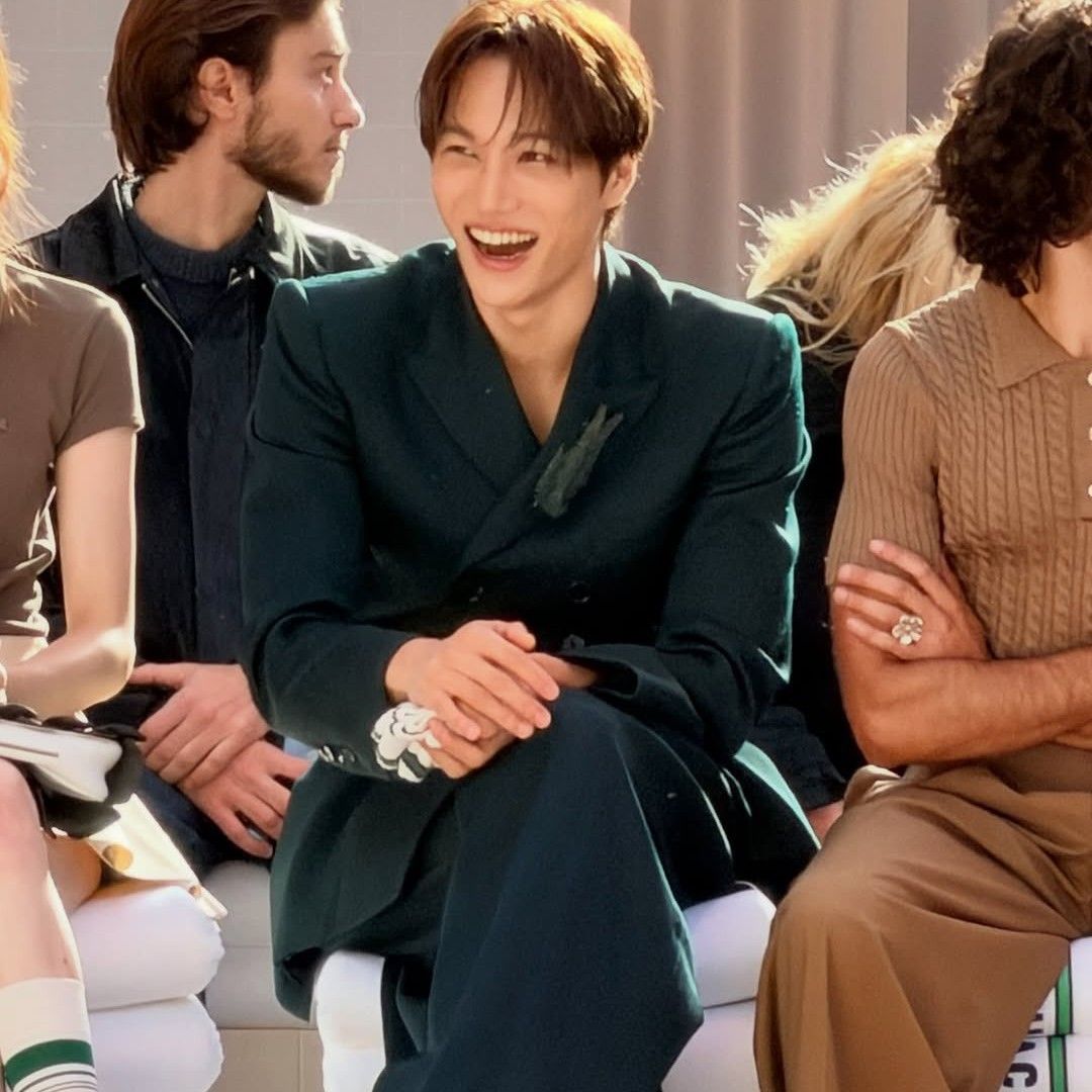 Momen yang diabadikan oleh penggemar Kai (EXO)