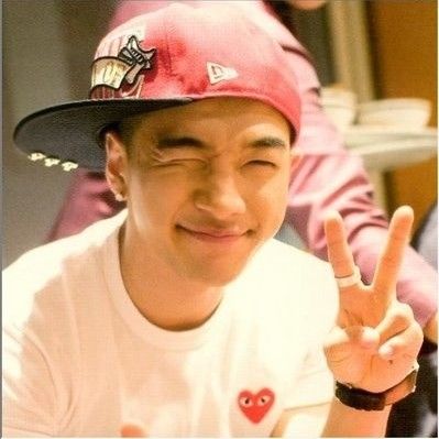 Latest photo of Taeyang (BIGBANG)