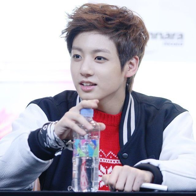 Recent activity shot of Jungkook (BTS)