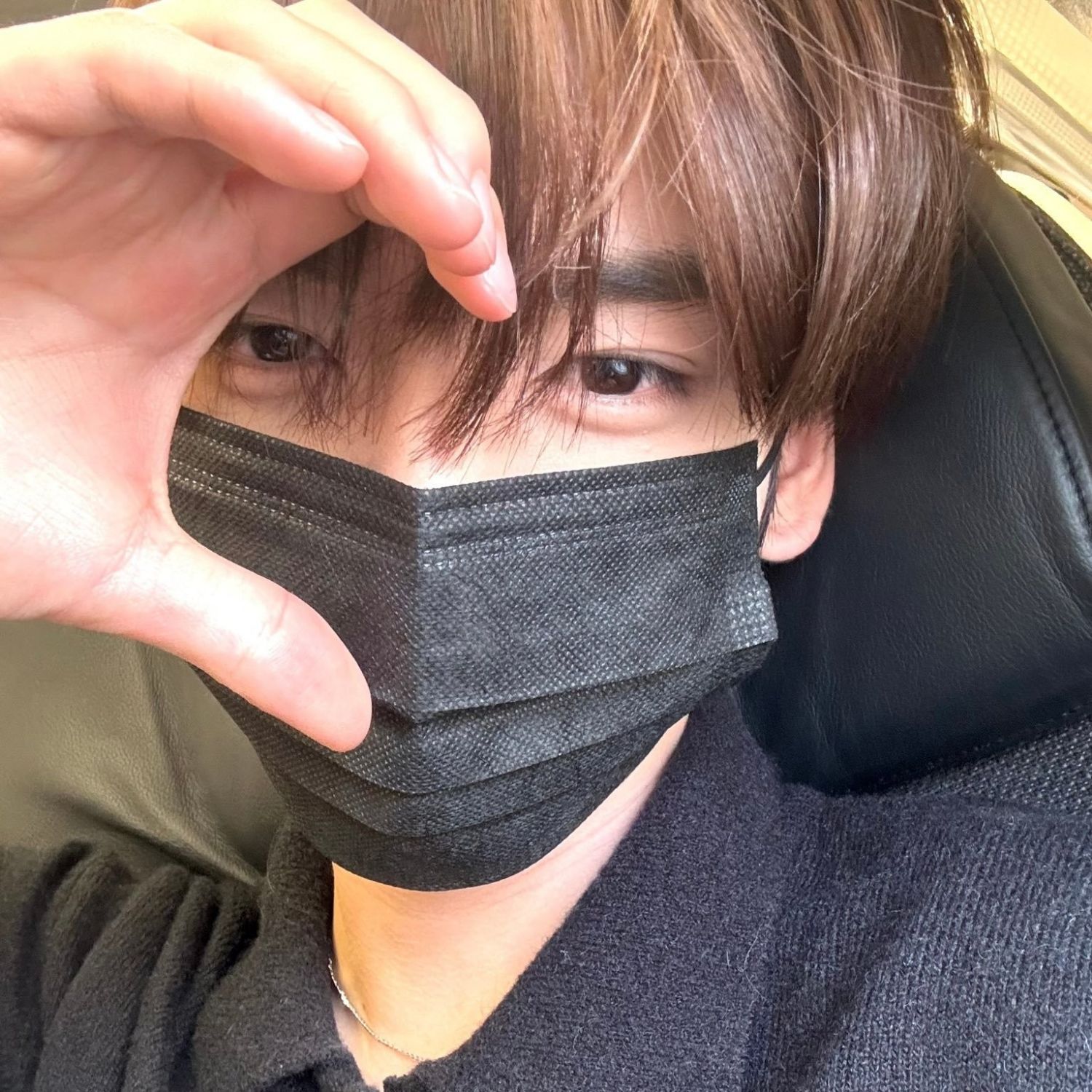 Recent activity shot of Han Yujin (ZEROBASEONE)