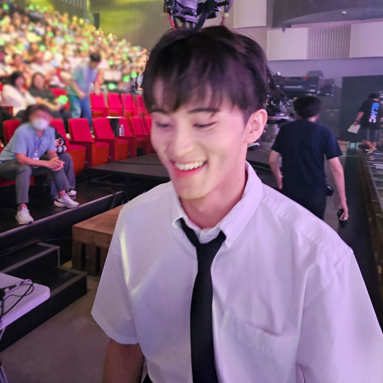 Behind-the-scenes cut of Mark (NCT 127, NCT DREAM)