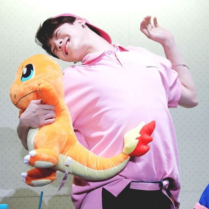 Behind-the-scenes cut of Moonbin (ASTRO)