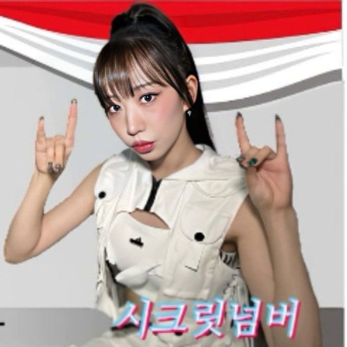 Latest photo of Zuu (SECRET NUMBER)