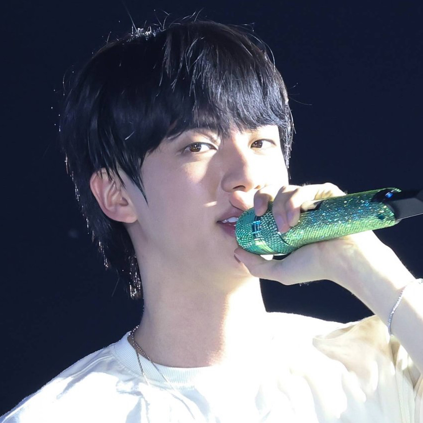Behind-the-scenes cut of Jin (BTS)