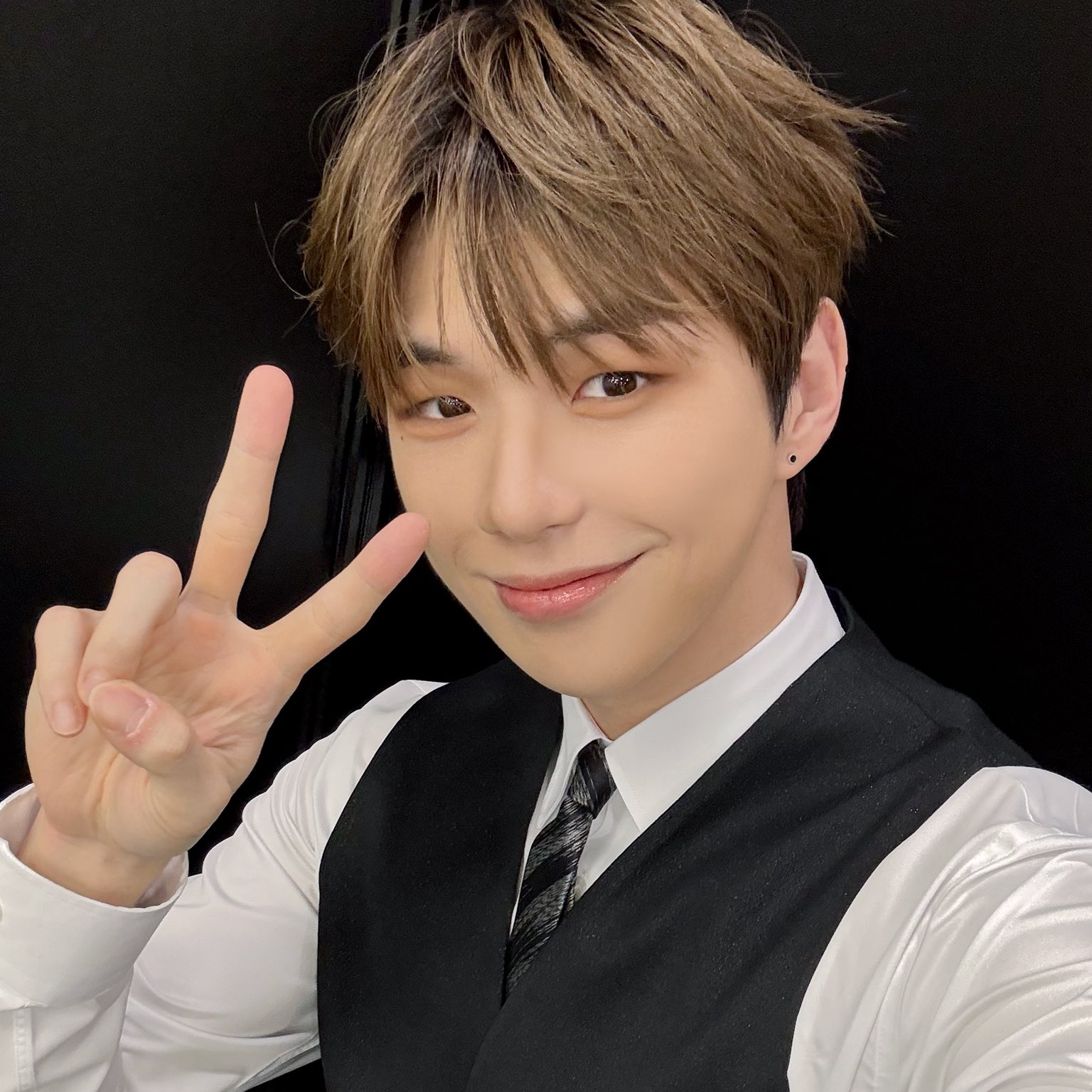 Latest photo of Kang Daniel