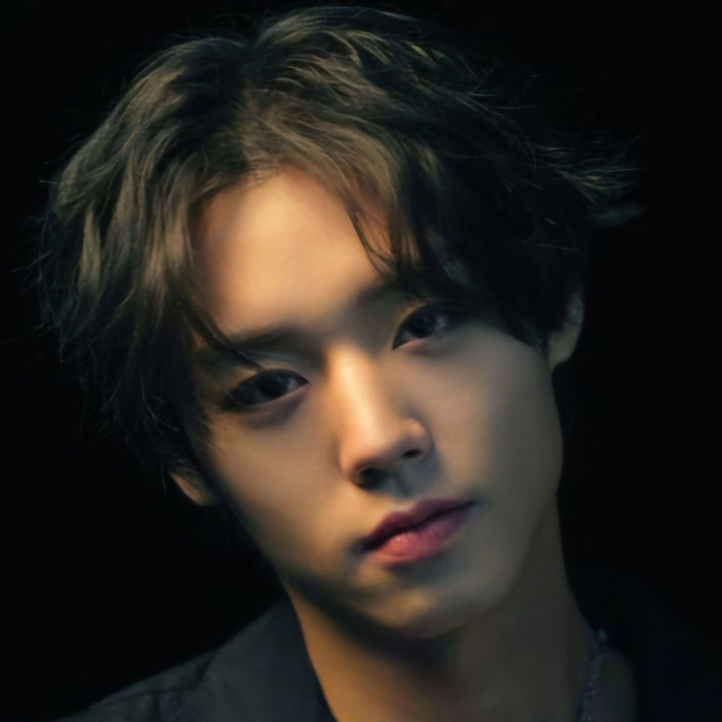 朴志訓的最新照片