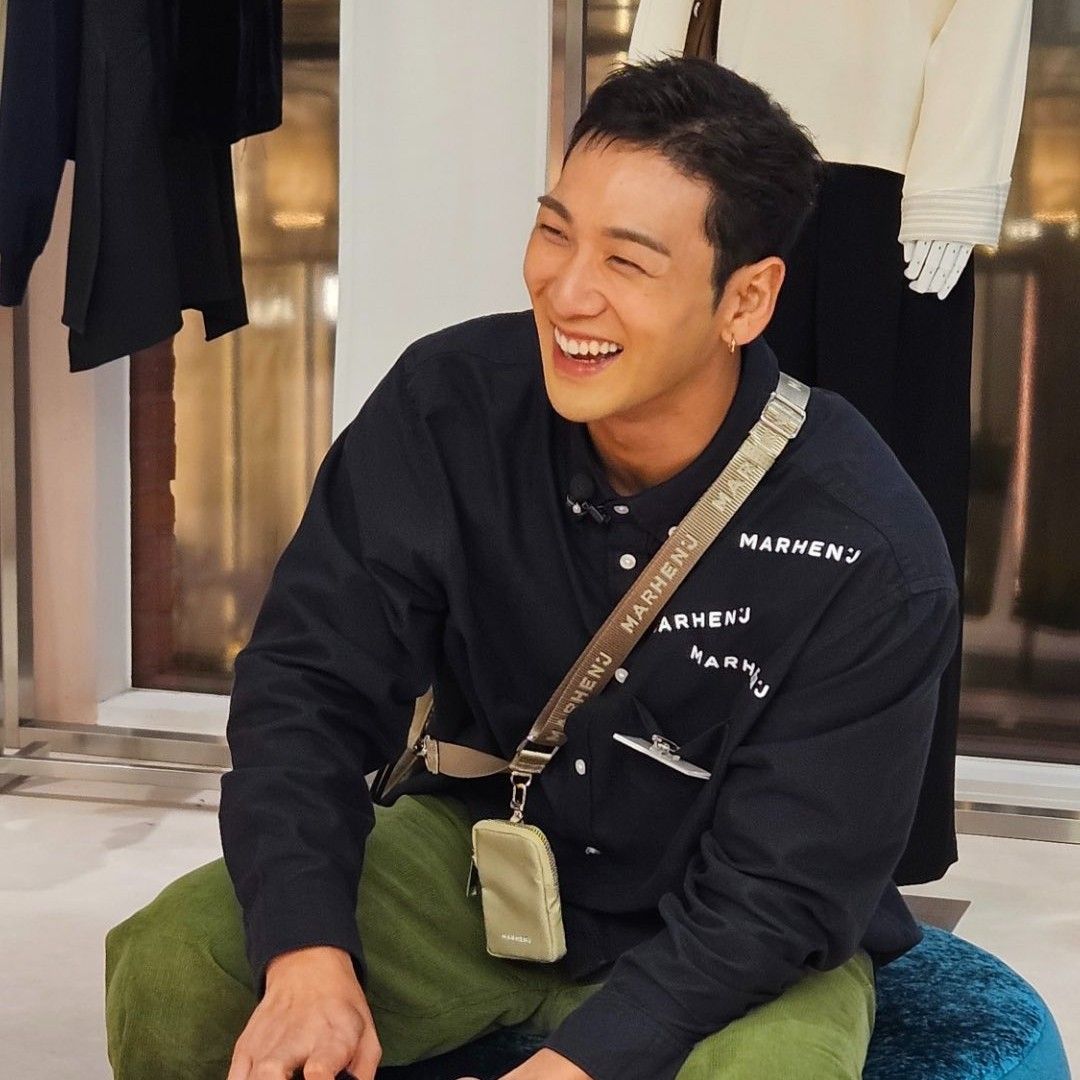 백호 최근 활동샷