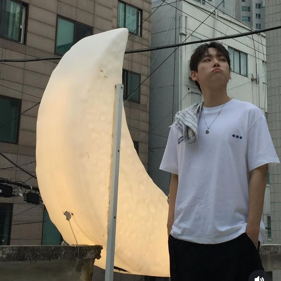 A moment captured by Inseong (SF9)'s fan