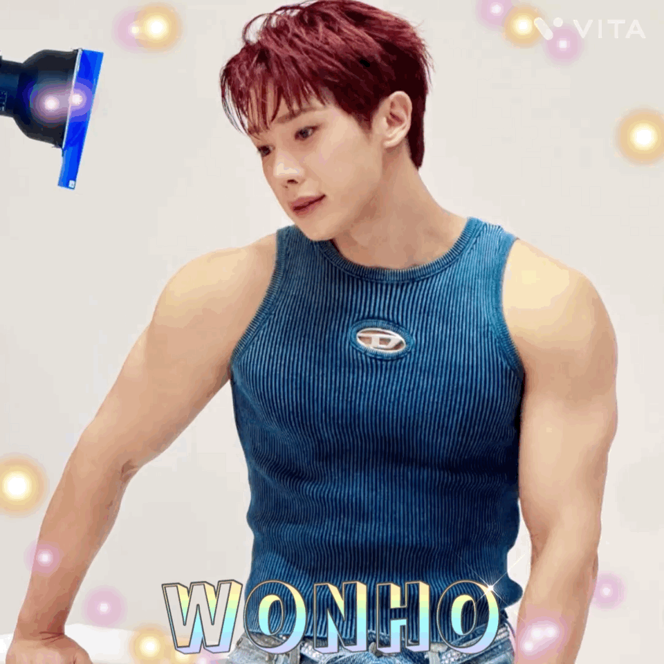 A moment captured by Wonho's fan