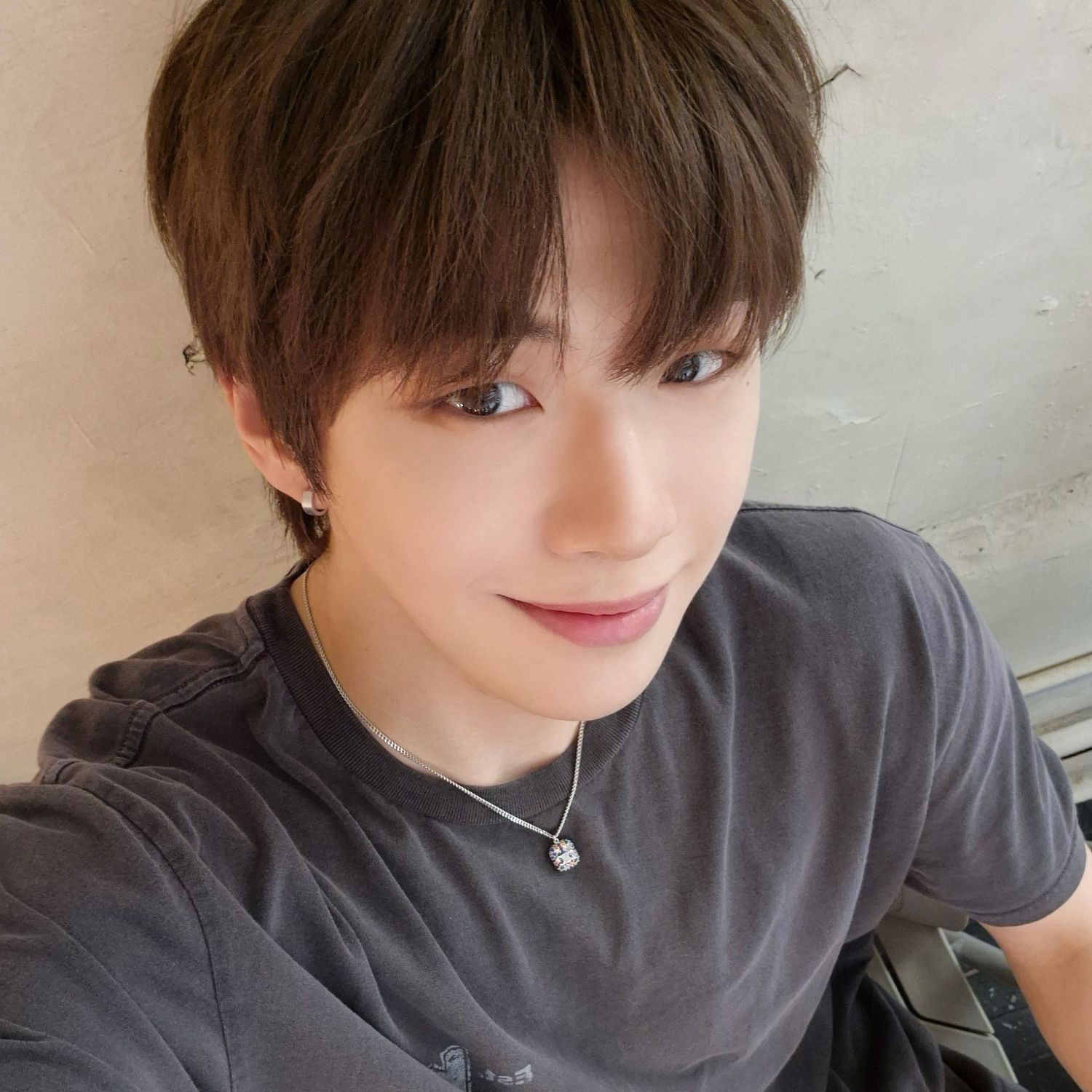 A moment captured by Kang Daniel's fan