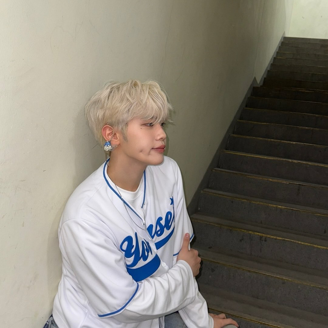 Recent activity shot of Kim Taerae (ZEROBASEONE)