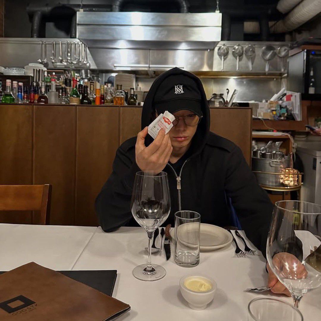 Latest photo of BOBBY (iKON)