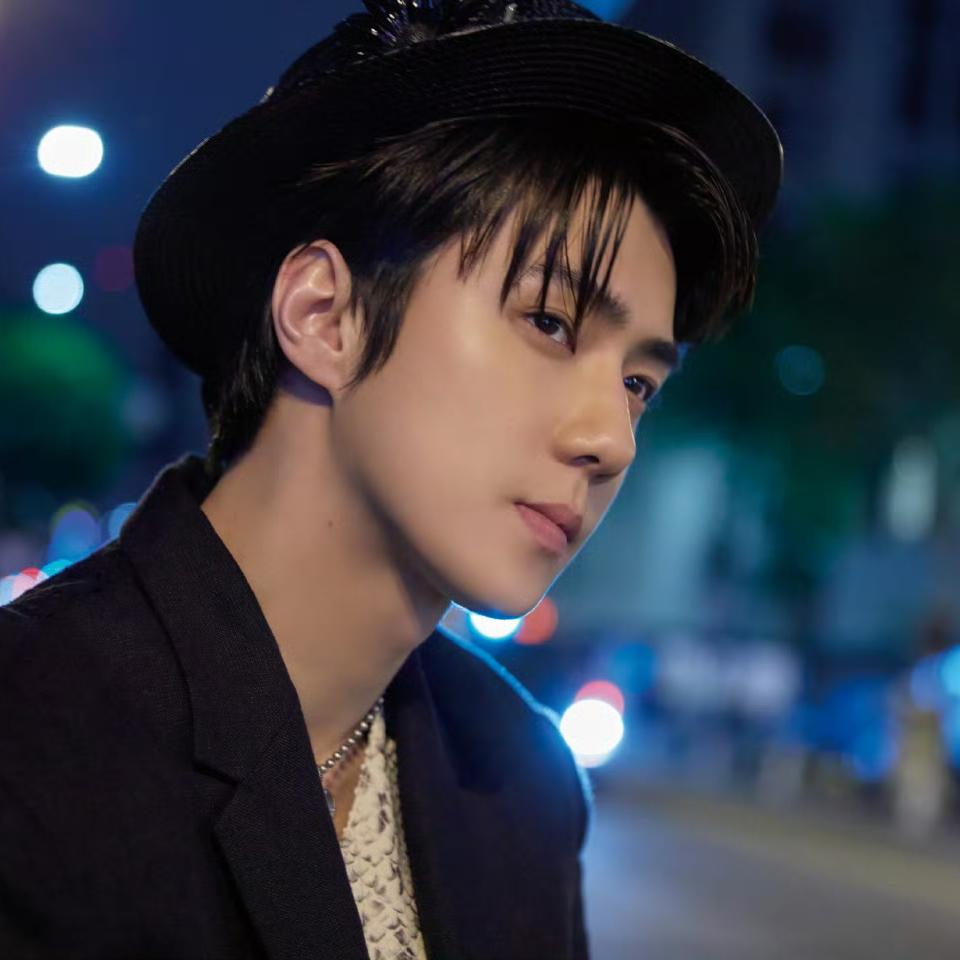 세훈 (EXO)의 비하인드 컷