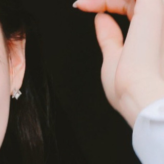Behind-the-scenes cut of Hyojung (OH MY GIRL)