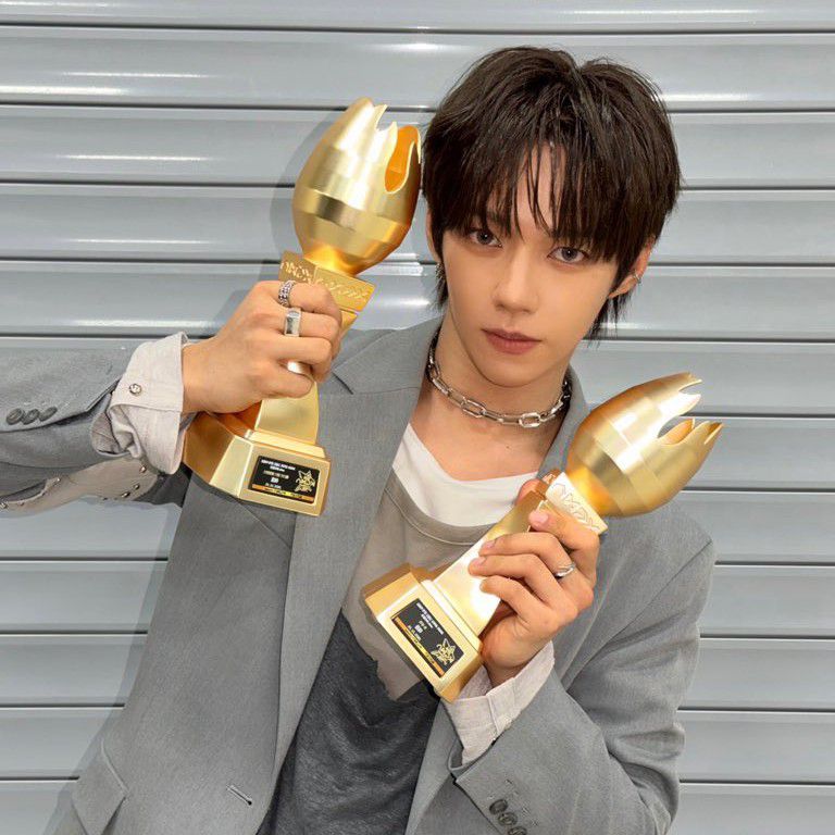 Recent activity shot of JL (AHOF)