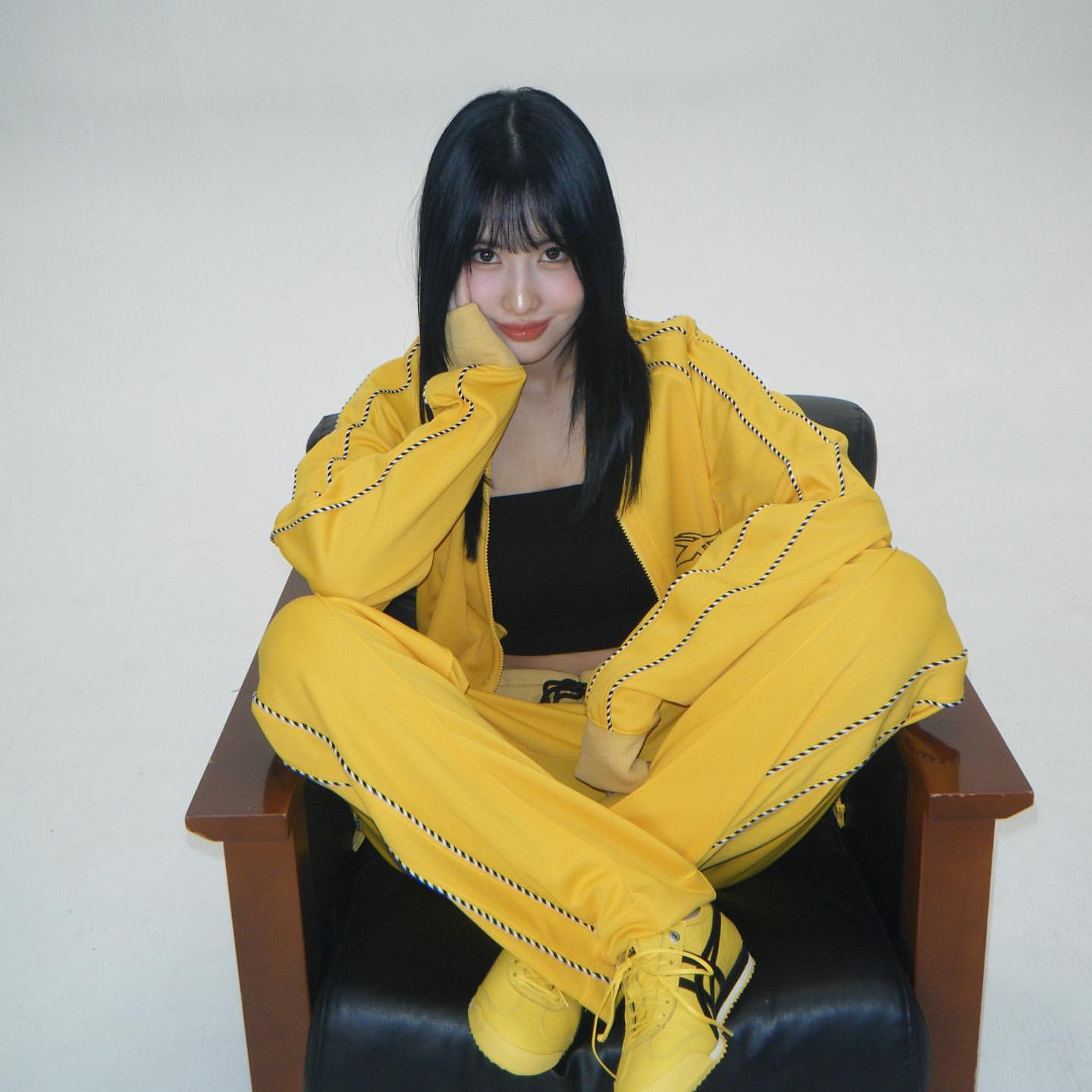 Latest photo of Momo (TWICE)