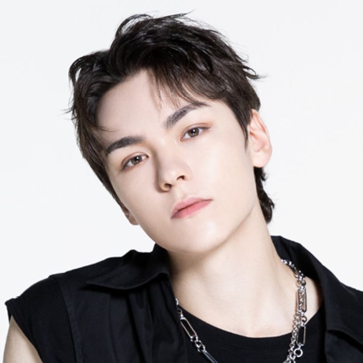 Latest photo of Vernon (SEVENTEEN)