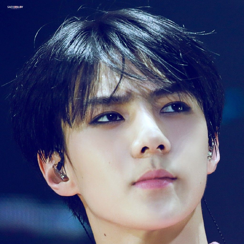 A moment captured by Sehun (EXO)'s fan