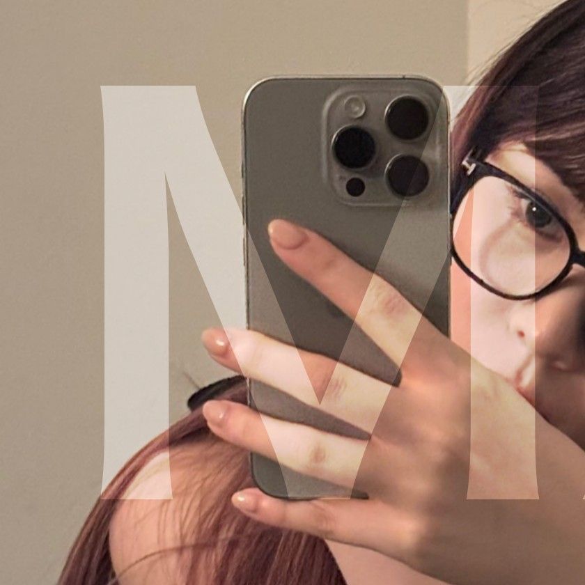 Latest photo of Maya (NiziU)