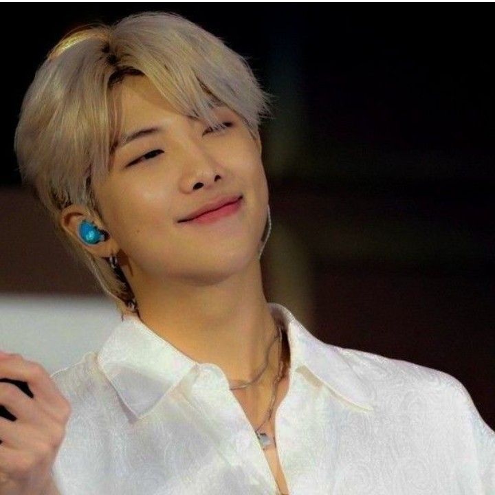 Behind-the-scenes cut of RM (BTS)